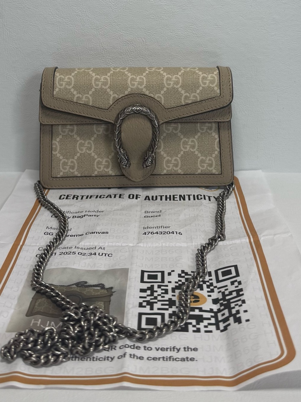 Gucci GG Supreme Super Mini Dionysus Shoulder Bag